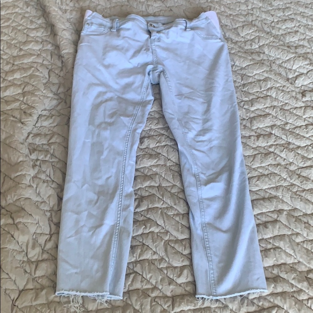 Light Wash maternity Jeans